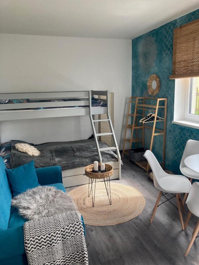 Černá v Pošumaví Blue Apartment Jestrabi מראה חיצוני תמונה