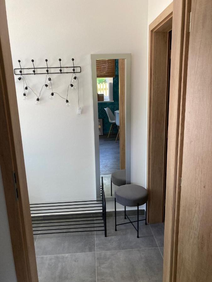 Černá v Pošumaví Blue Apartment Jestrabi מראה חיצוני תמונה
